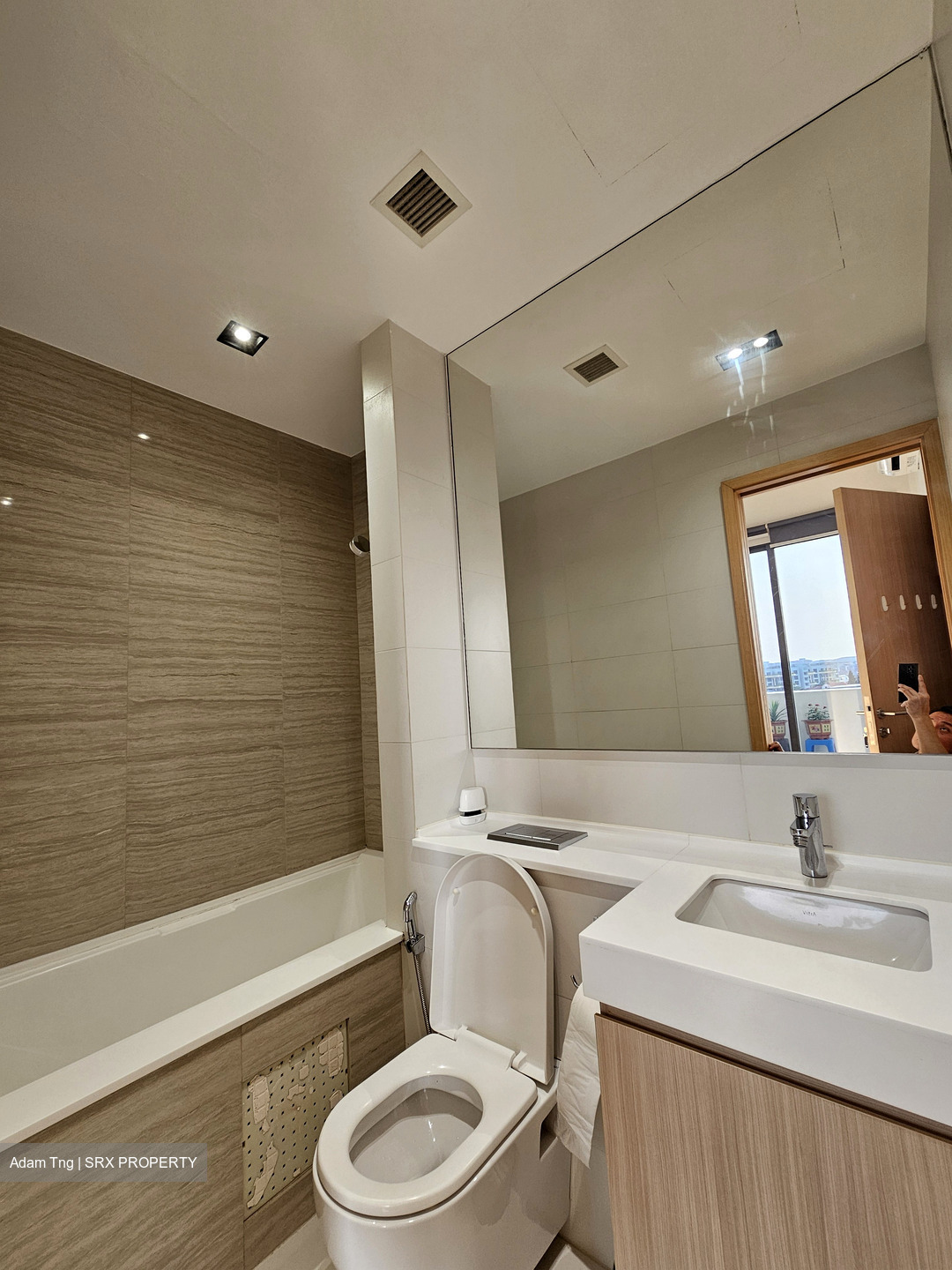 21 Richards (D19), Apartment #609129171